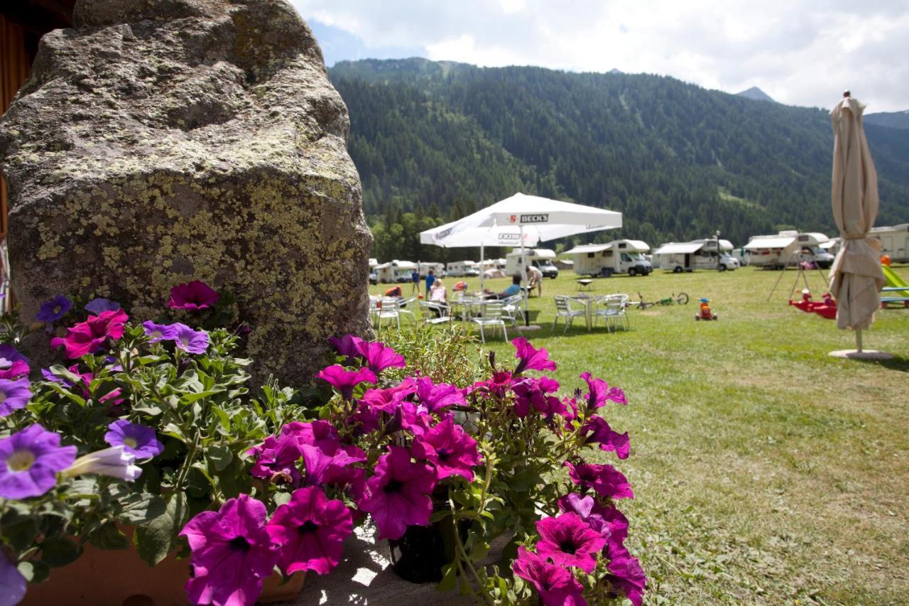 Hobo Camping Courmayeur Exterior photo